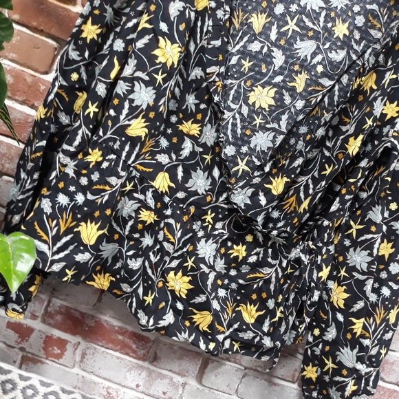 Universal Thread Top - Picture 4 of 4